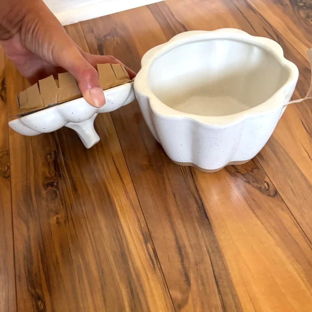 Threshold cups soups